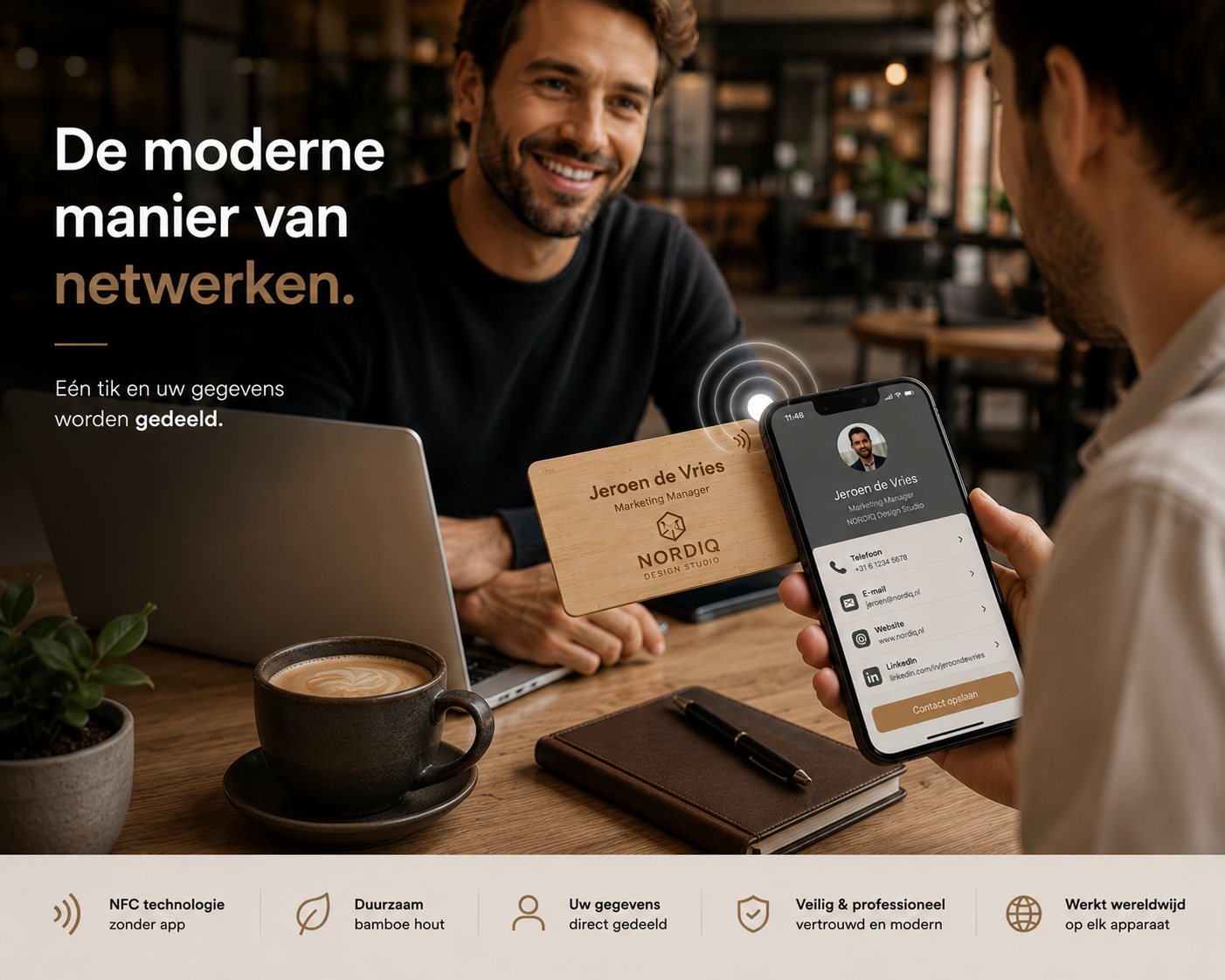 NFC houten visitekaartje schuin aanzicht