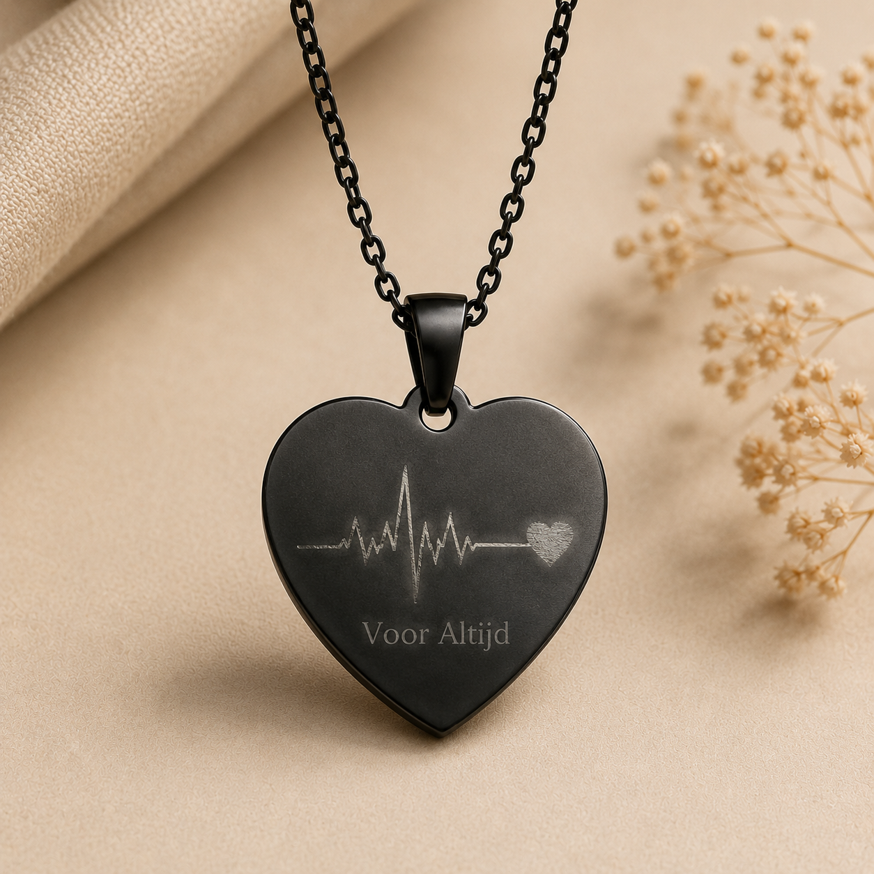 Detail heartbeat lasergravure op metaal
