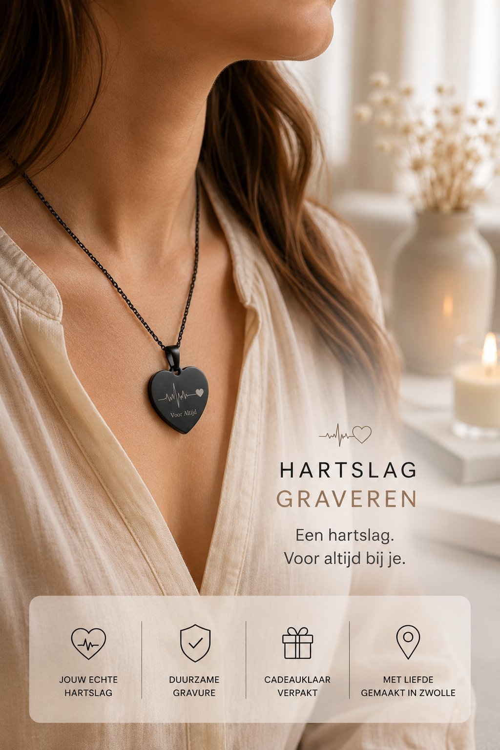 Hartslag hanger schuin aanzicht met ketting